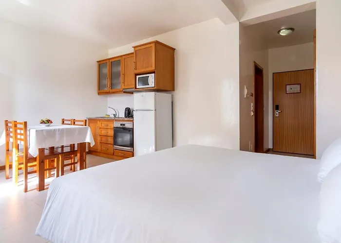 Acorsonho Turisticos Capelas (Sao Miguel)