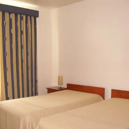 Acorsonho Turisticos 4* كابيلاس