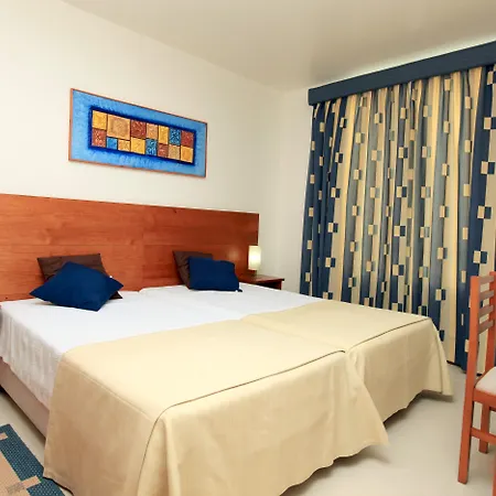 Acorsonho Turisticos Capelas (Sao Miguel)